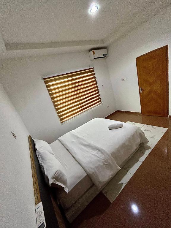 The Apex Suites – Two Bedroom Luxury Urban Living near Nyali Centre - Copy