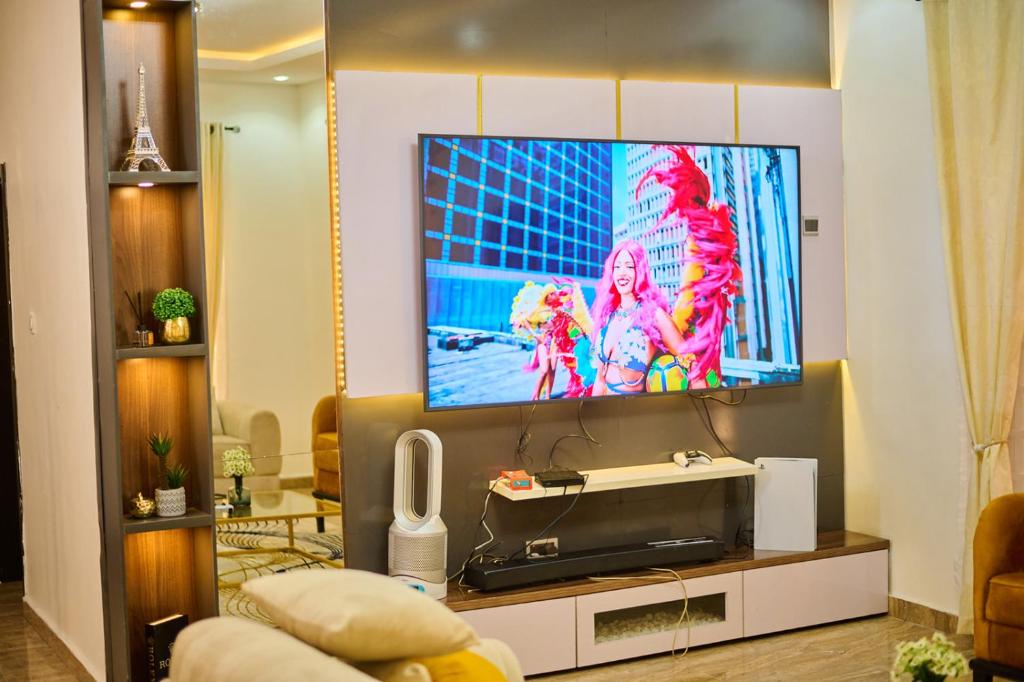 Las Dallas Apartment Hotel – Modern Apartments in Mtwapa with Rooftop Pool